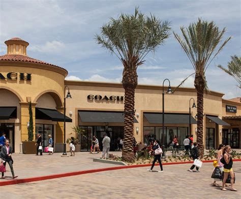 desert hill premium outlet gucci|desert hills outlet stores.